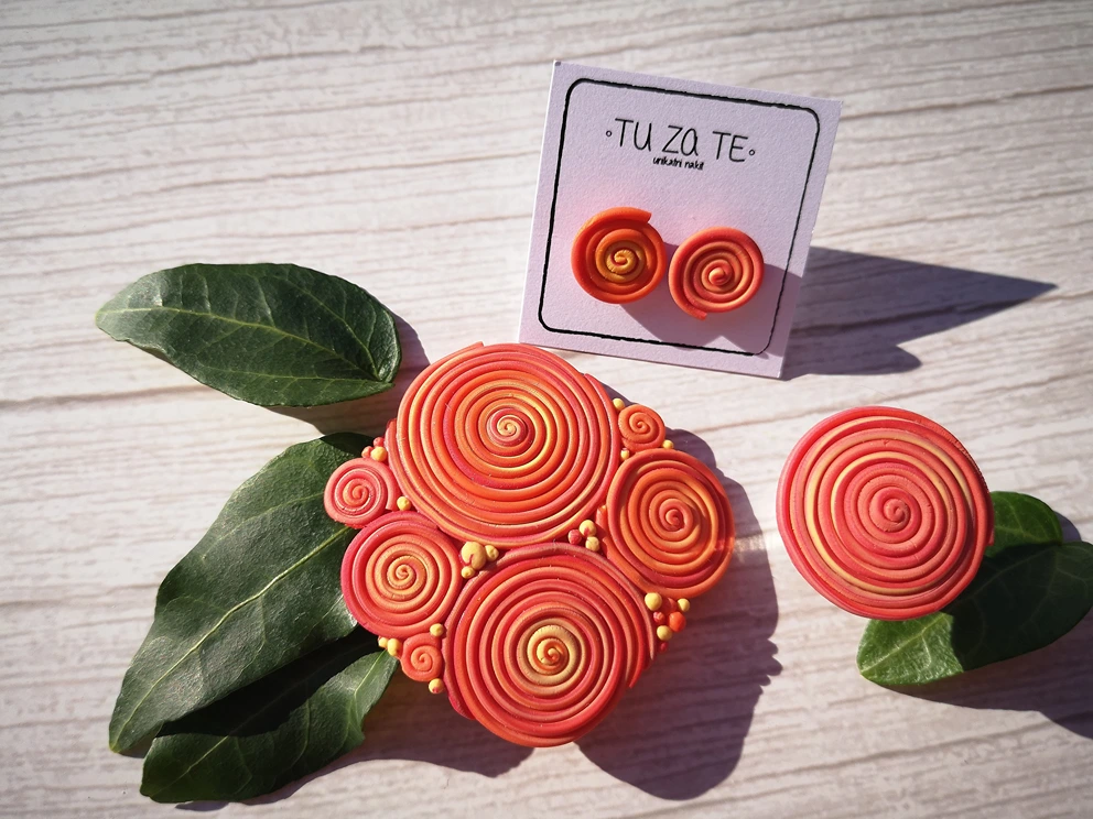 Komplet z broško Gita