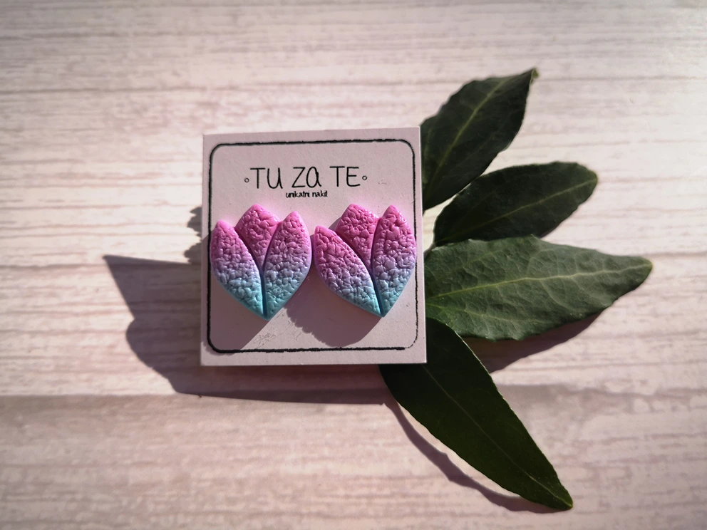 Uhani Tuli violmodri